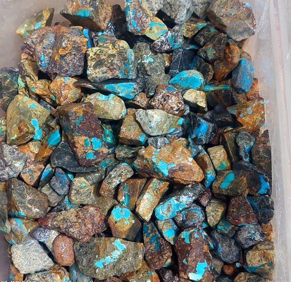 پک نیم کیلویی سنگ راف معدنی فیروزه نیشابوری اصل