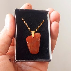گردنبند استیل رنگ ثابت با سنگ طبیعی عقیق سرخ